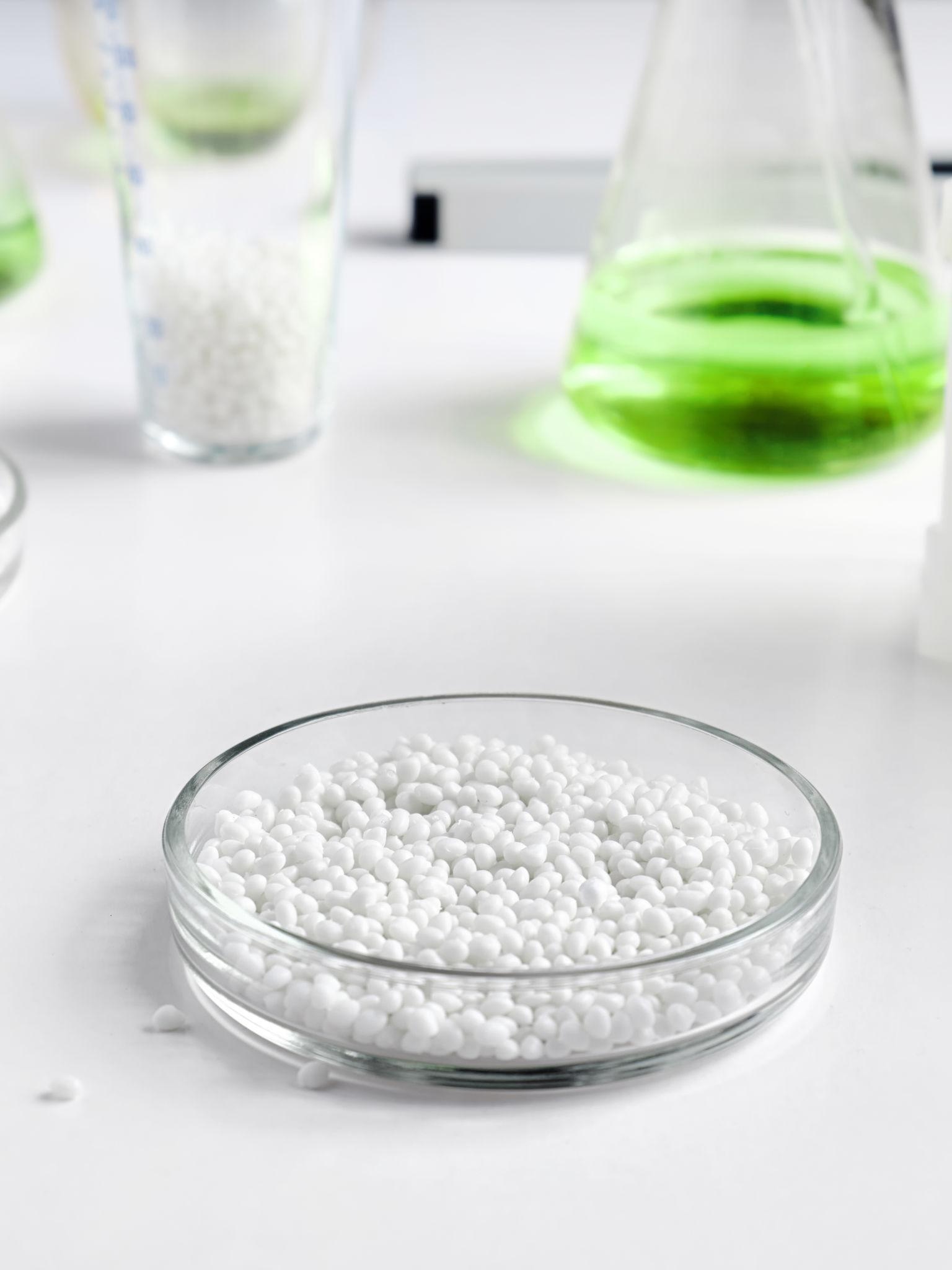 White Miliglobules